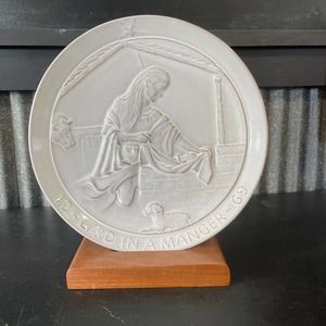 Frankoma 1969 Laid in a Manger Christmas Nativity Collector Plate Signed Jesus